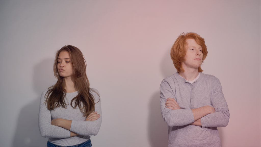 Apego Evitativo: chama, mas cancela depois